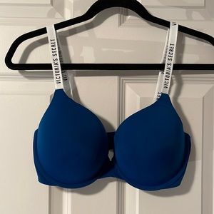 NWOT Victorias Secret Blue T-shirt bra size 34DD